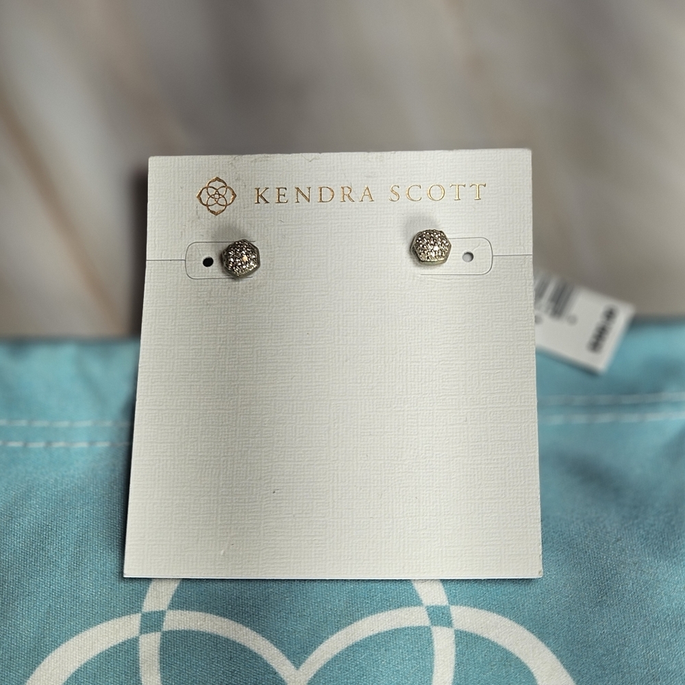 NWT Kendra Scott Davie Sterling Silver Pave Stud Earrings White Diamond